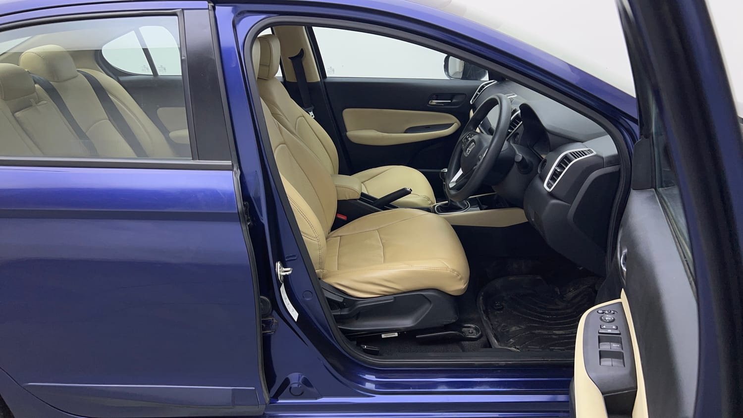 2024 Honda City V Petrol MT-17