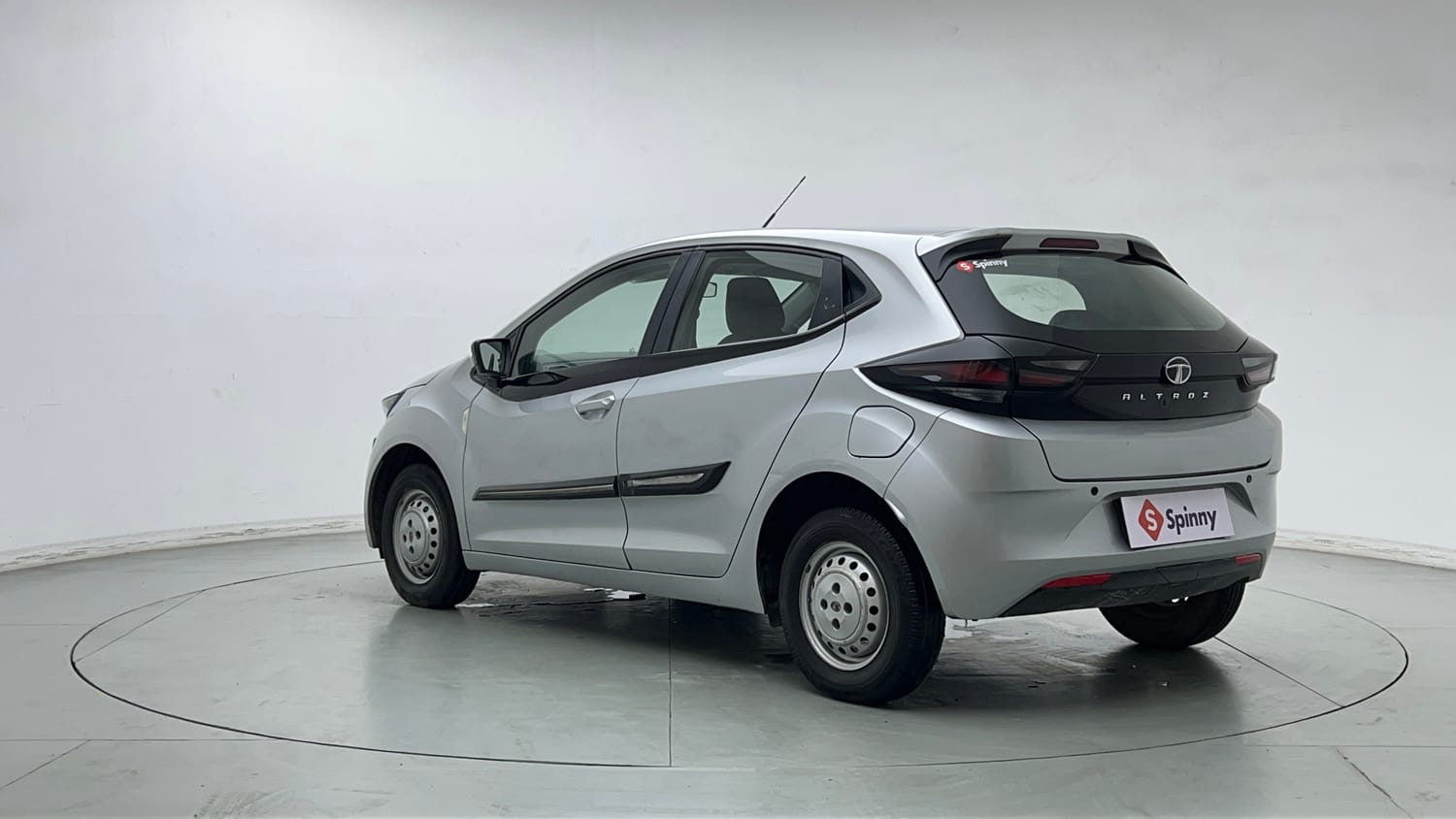 Used 2020 Tata Altroz XM Petrol Petrol Manual exterior LEFT REAR CORNER VIEW