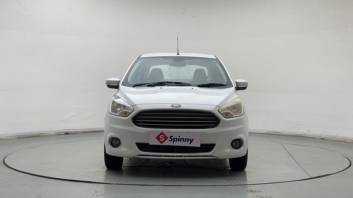 Used 2016 Ford Figo Aspire Trend 1.2 Ti-VCT Petrol Manual exterior FRONT VIEW