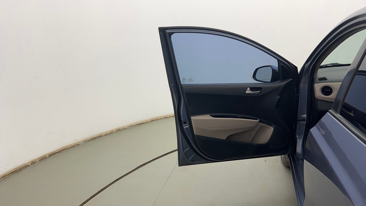Used 2014 Hyundai Xcent S 1.2 Petrol Manual interior LEFT FRONT DOOR OPEN VIEW