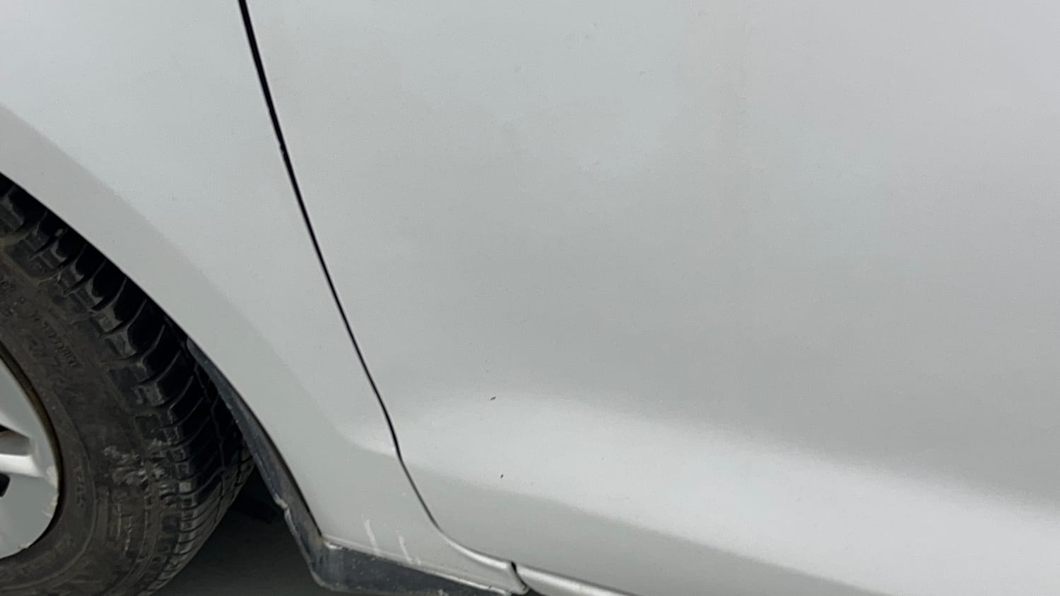 Used 2016 Ford Figo Aspire Trend 1.2 Ti-VCT Petrol Manual dents MINOR SCRATCH