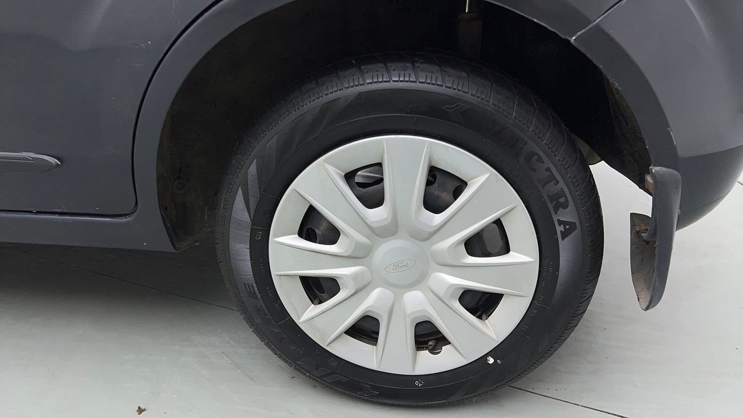 Used 2014 Ford Figo Duratec Petrol EXI 1.2 Petrol Manual tyres LEFT REAR TYRE RIM VIEW