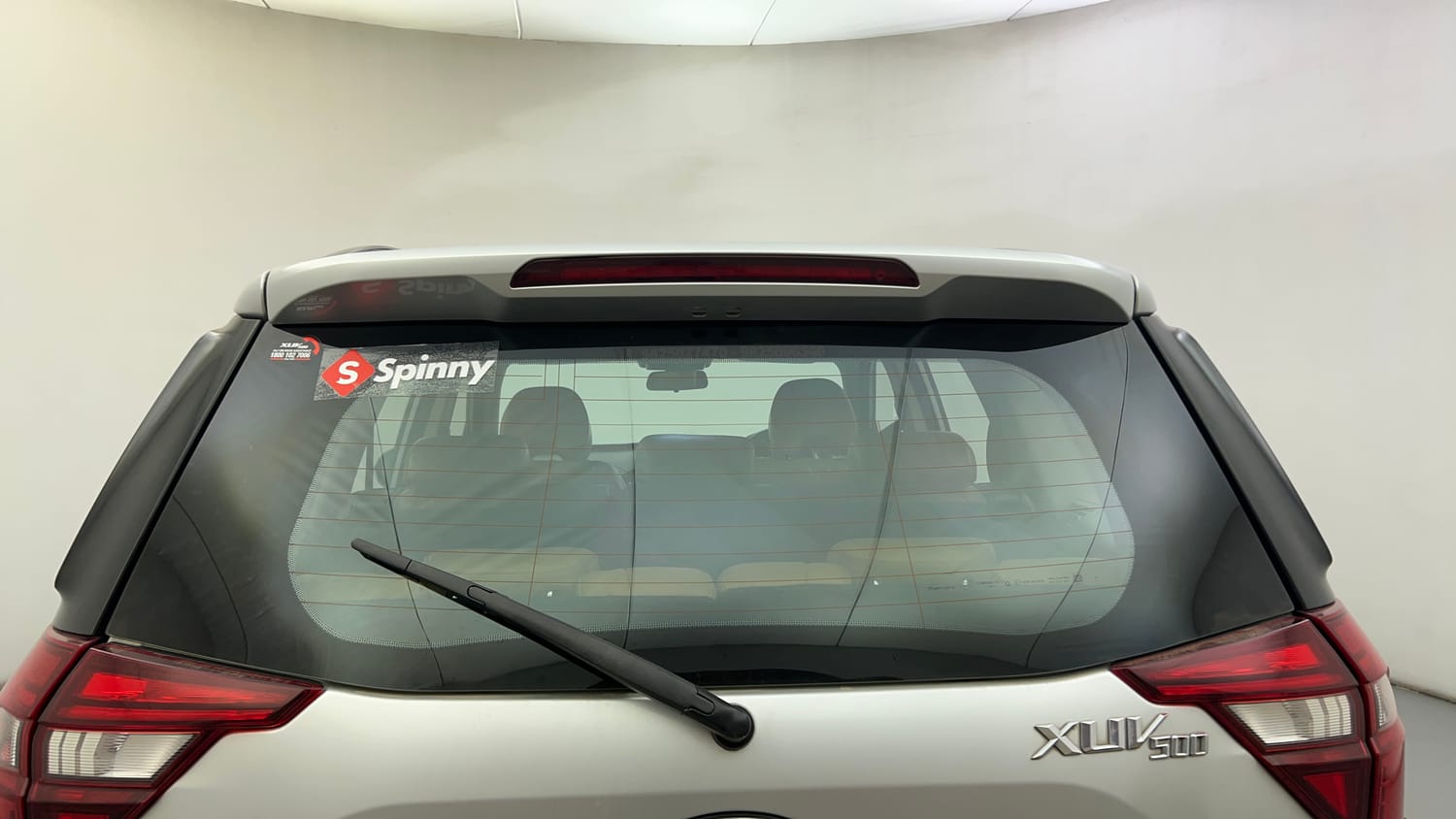 Used 2019 Mahindra XUV500 W11 (O) AT Diesel Automatic exterior BACK WINDSHIELD VIEW