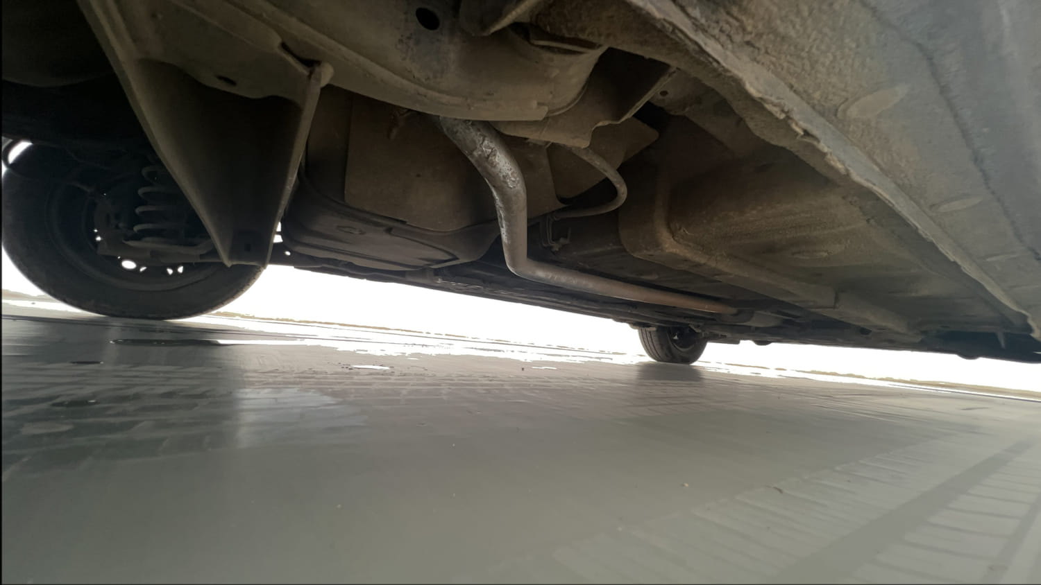 Used 2014 Hyundai Xcent S 1.2 Petrol Manual extra REAR RIGHT UNDERBODY VIEW