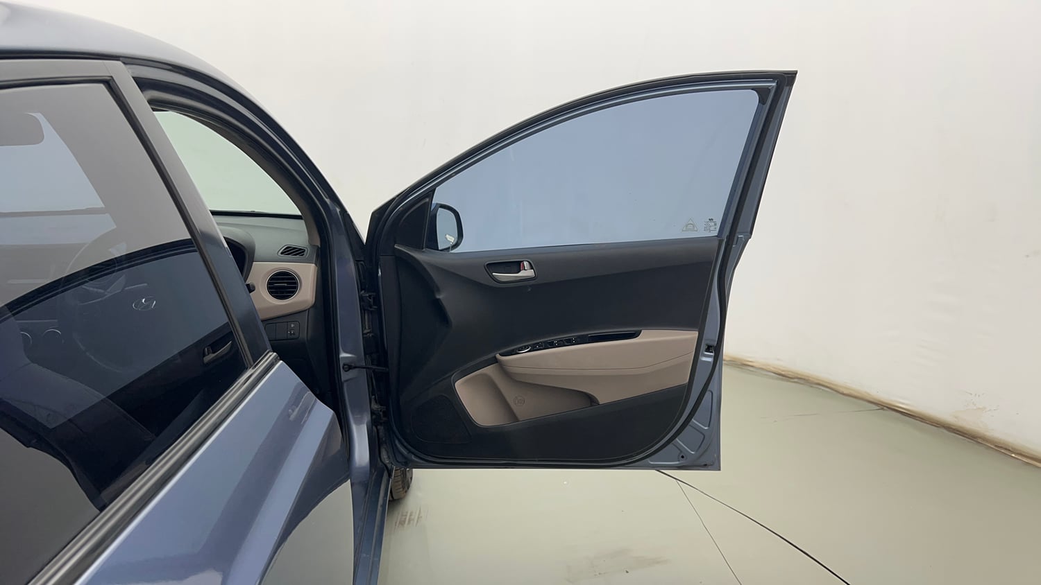Used 2014 Hyundai Xcent S 1.2 Petrol Manual interior RIGHT FRONT DOOR OPEN VIEW