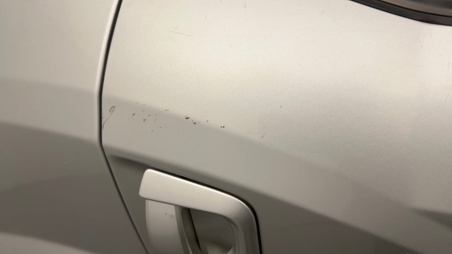 Used 2019 Mahindra XUV500 W11 (O) AT Diesel Automatic dents MINOR SCRATCH