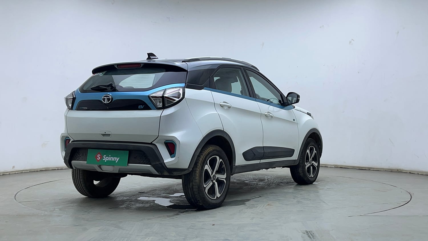 Used 2022 Tata Nexon EV XZ Plus LUX Electric Automatic exterior RIGHT REAR CORNER VIEW