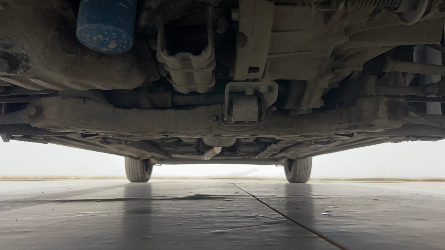 Used 2014 Hyundai Xcent S 1.2 Petrol Manual extra FRONT LEFT UNDERBODY VIEW