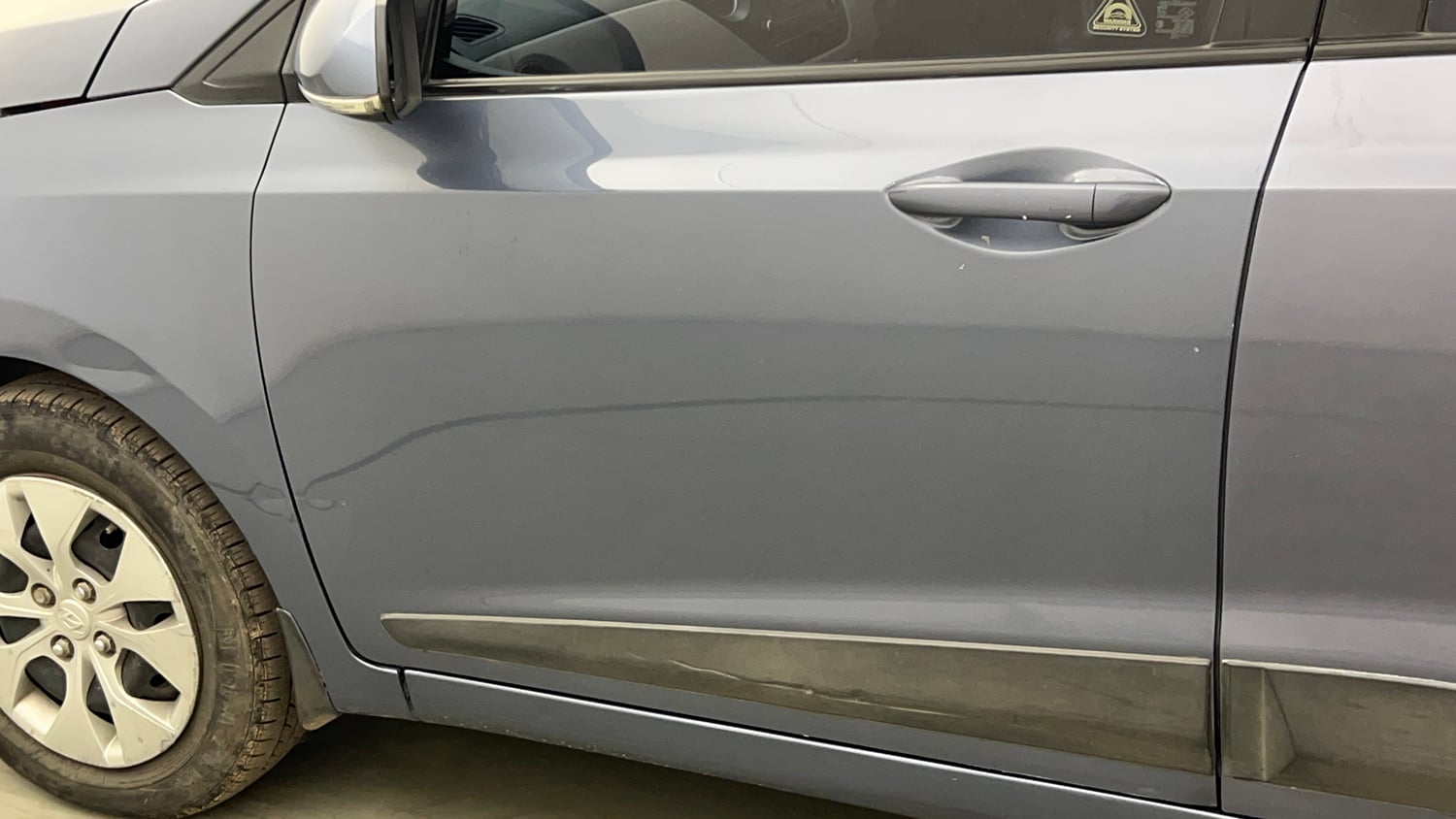Used 2014 Hyundai Xcent S 1.2 Petrol Manual dents MINOR DENT