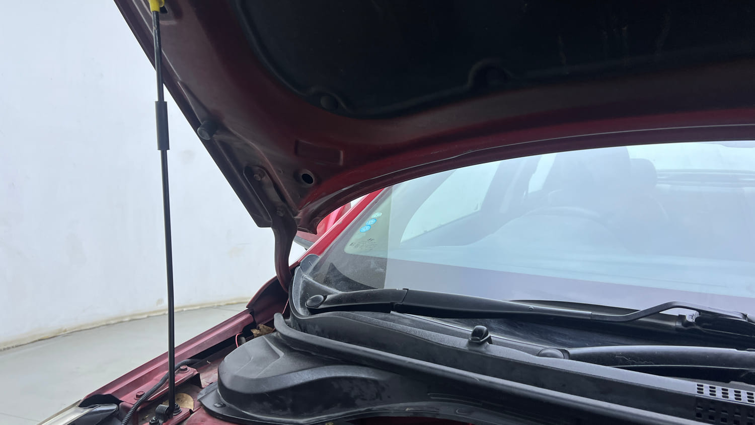Used 2019 Hyundai Verna SX (O)1.6 VTVT Petrol Manual engine ENGINE RIGHT SIDE HINGE & APRON VIEW