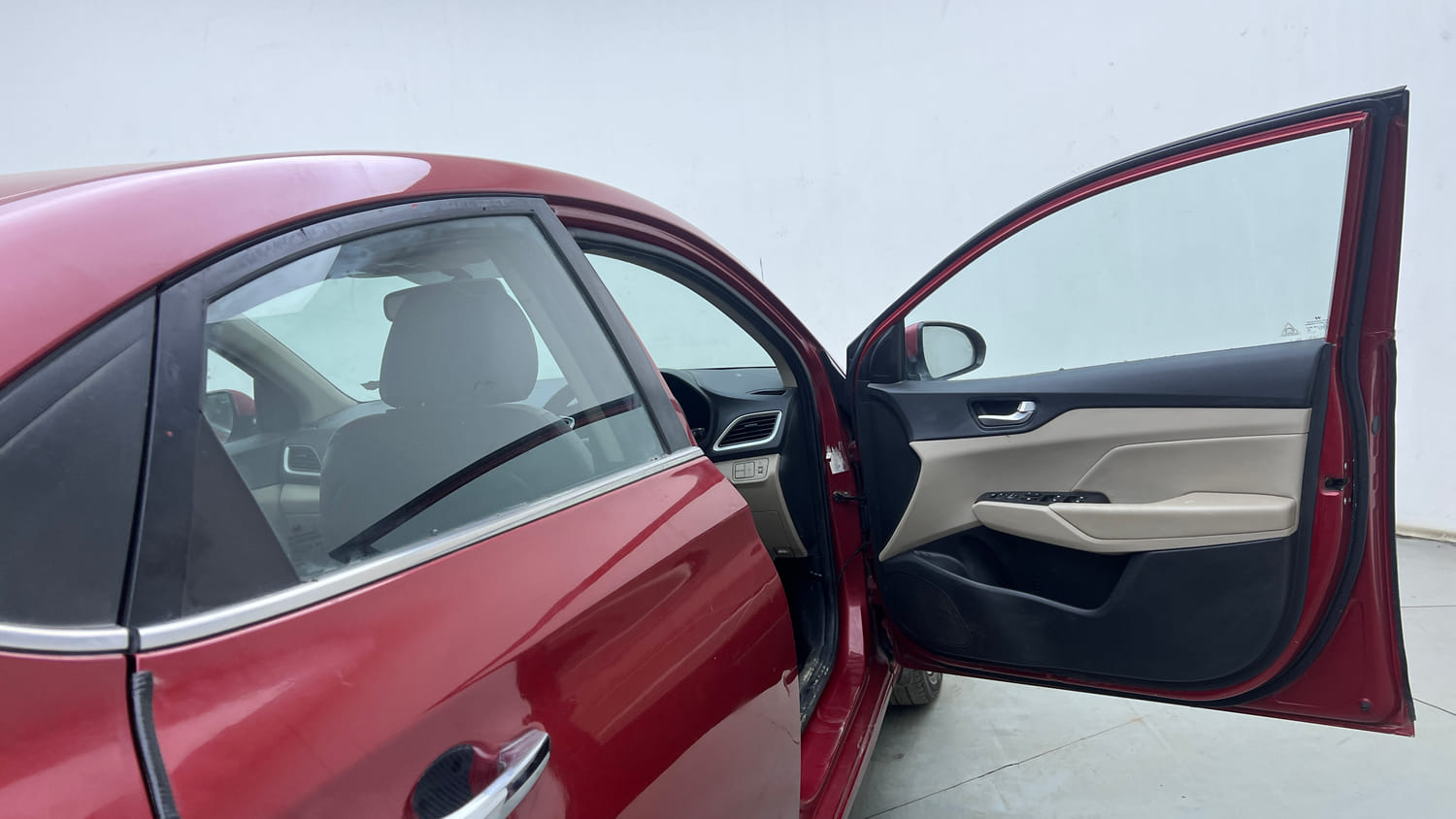 Used 2019 Hyundai Verna SX (O)1.6 VTVT Petrol Manual interior RIGHT FRONT DOOR OPEN VIEW