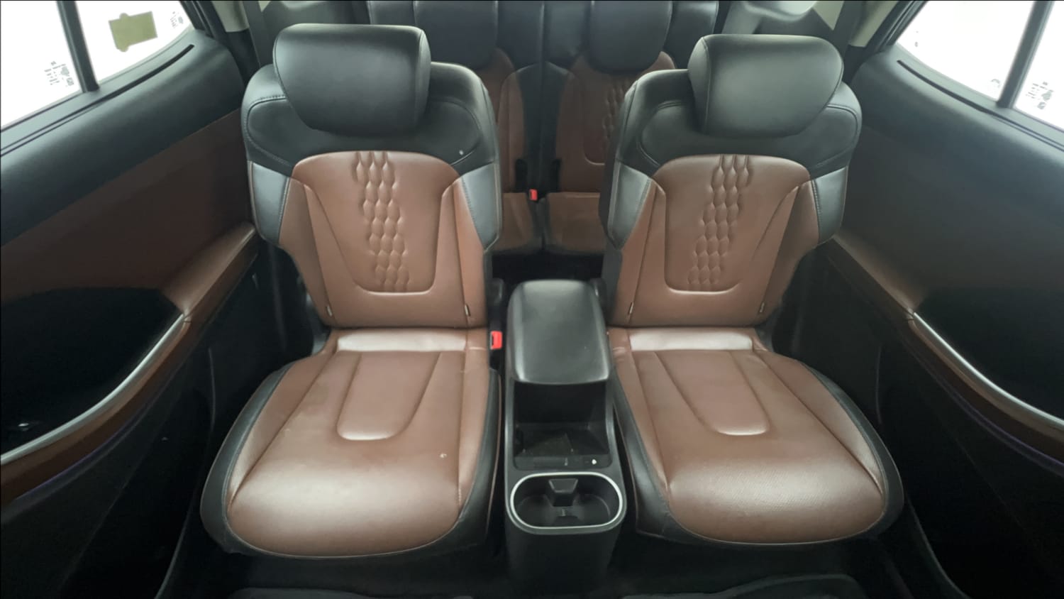2022 Hyundai Alcazar Platinum (O) 6 STR 2.0 Petrol AT-23