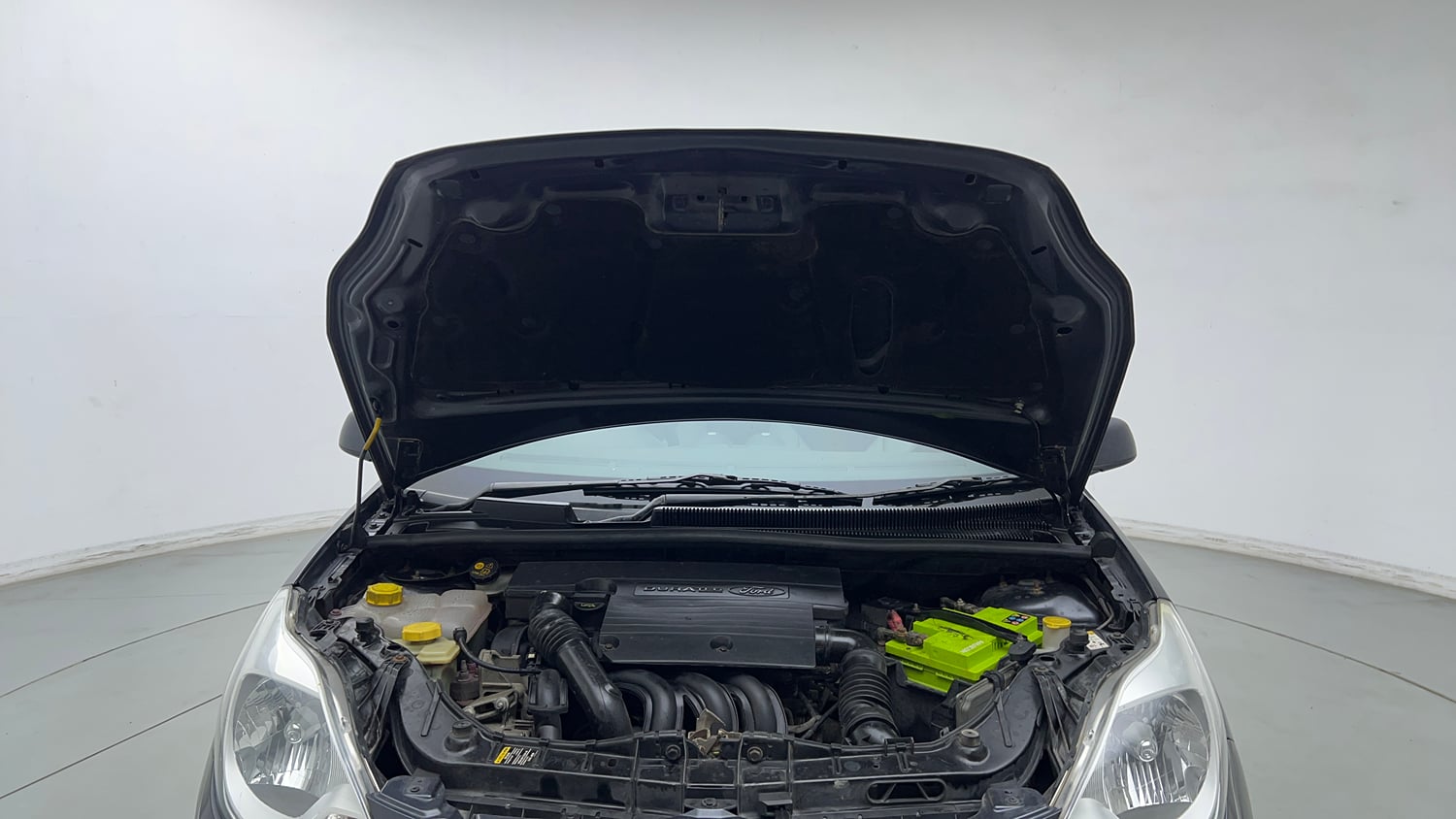 Used 2014 Ford Figo Duratec Petrol EXI 1.2 Petrol Manual engine ENGINE & BONNET OPEN FRONT VIEW