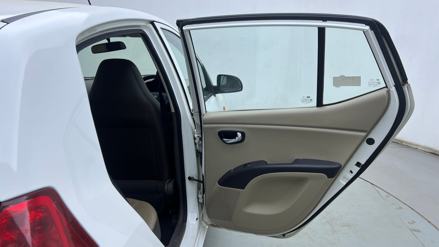 Used 2017 Hyundai i10 Sportz 1.1 iRDE2 Petrol Manual interior RIGHT REAR DOOR OPEN VIEW