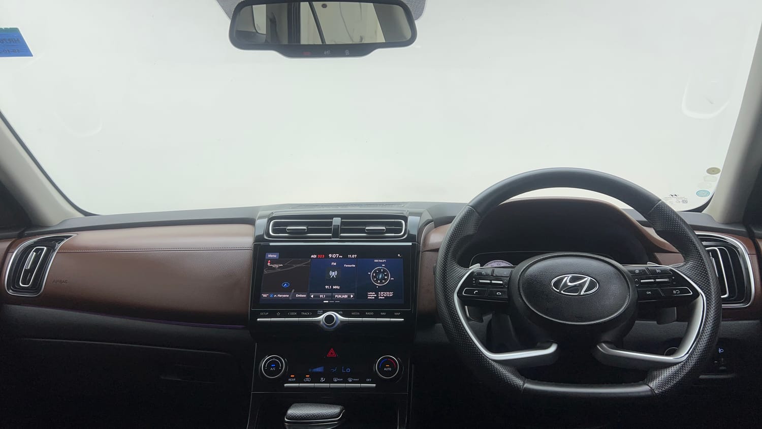 2022 Hyundai Alcazar Platinum (O) 6 STR 2.0 Petrol AT-12