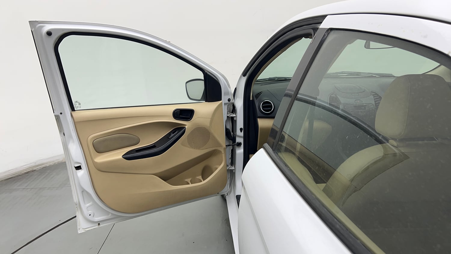 Used 2016 Ford Figo Aspire Trend 1.2 Ti-VCT Petrol Manual interior LEFT FRONT DOOR OPEN VIEW
