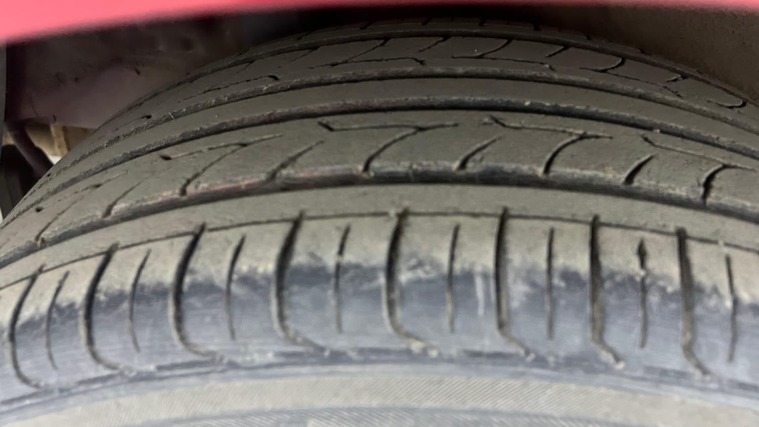 Used 2019 Hyundai Verna SX (O)1.6 VTVT Petrol Manual tyres RIGHT REAR TYRE TREAD VIEW