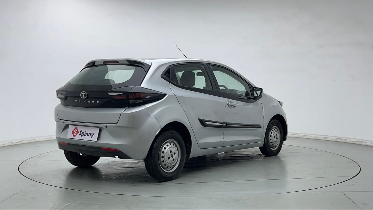 Used 2020 Tata Altroz XM Petrol Petrol Manual exterior RIGHT REAR CORNER VIEW
