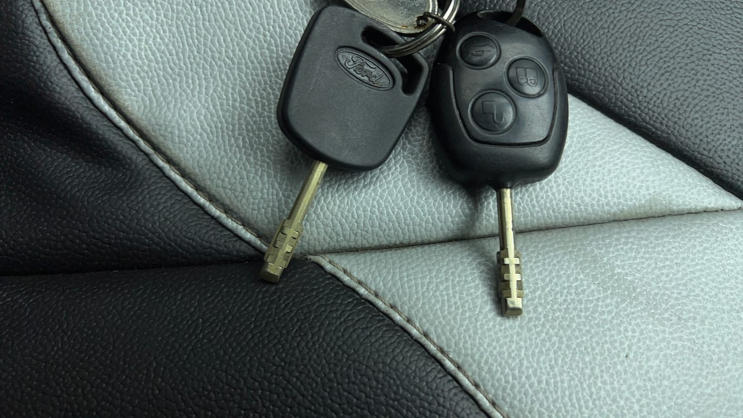 Used 2014 Ford Figo Duratec Petrol EXI 1.2 Petrol Manual extra CAR KEY VIEW