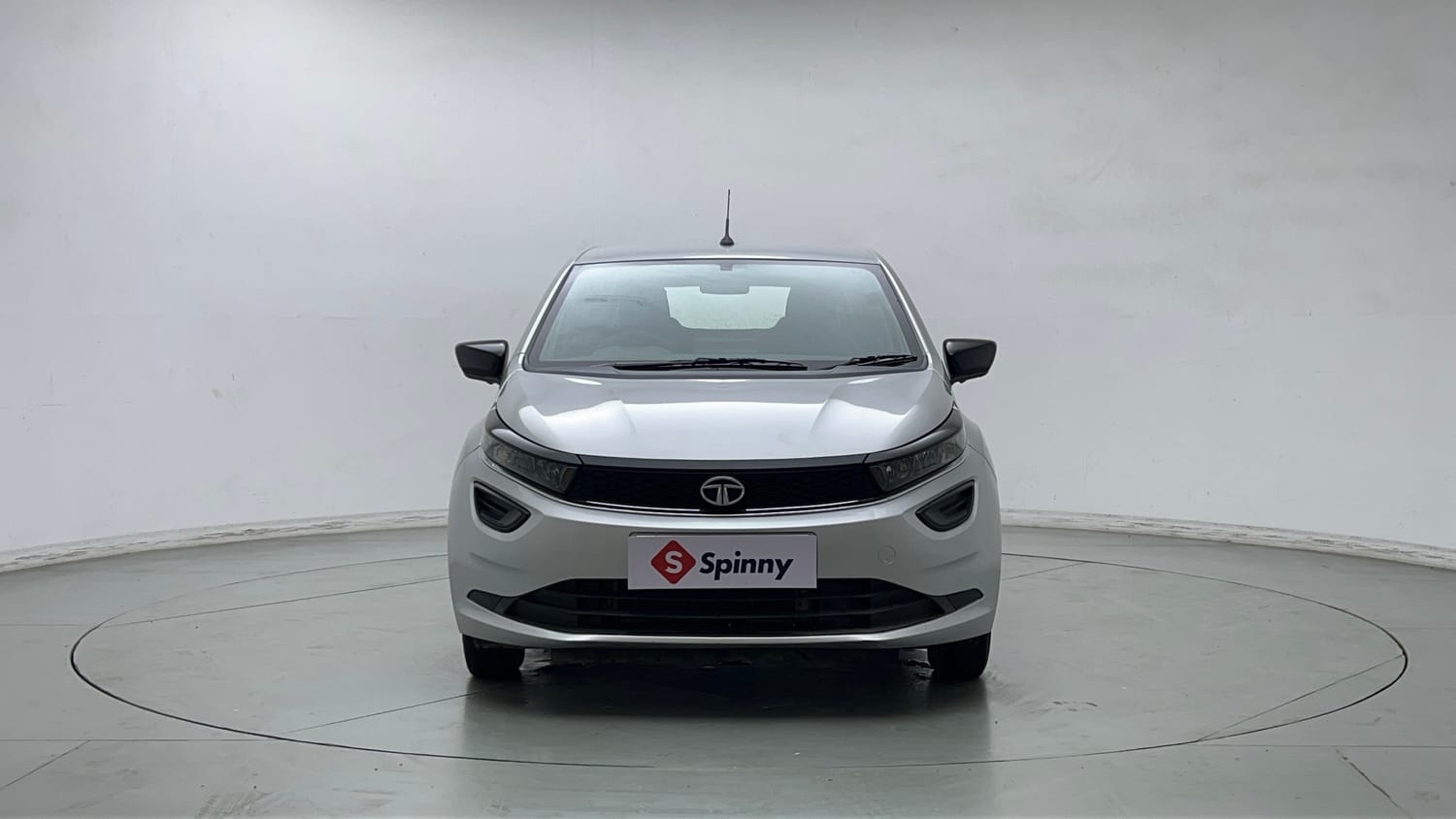 Used 2020 Tata Altroz XM Petrol Petrol Manual exterior FRONT VIEW