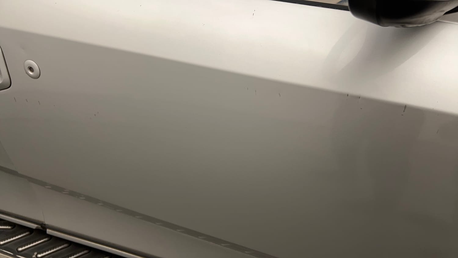 Used 2019 Mahindra XUV500 W11 (O) AT Diesel Automatic dents MINOR SCRATCH