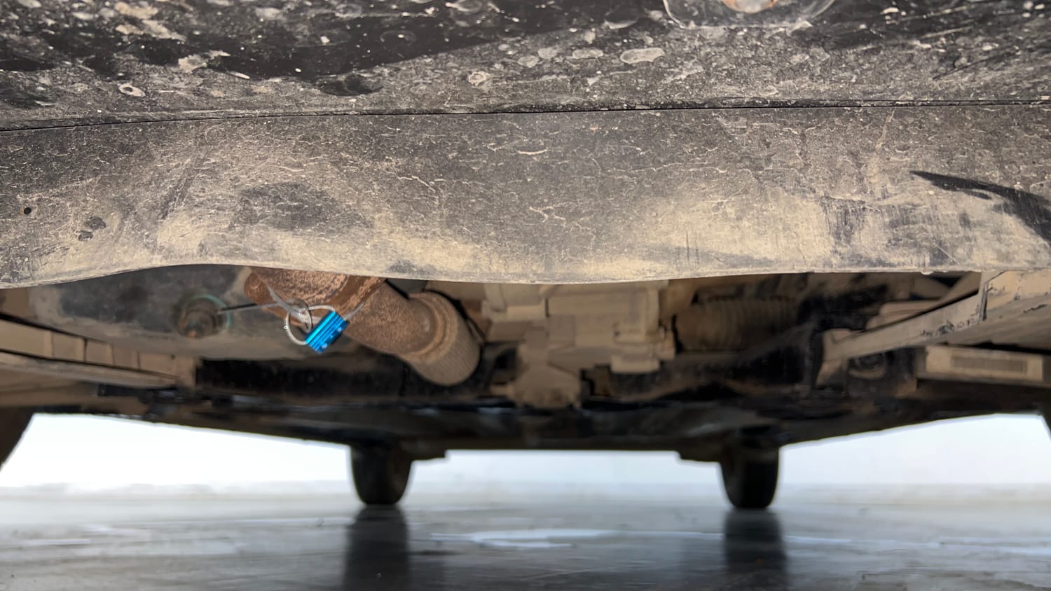 Used 2020 Tata Altroz XM Petrol Petrol Manual extra FRONT LEFT UNDERBODY VIEW