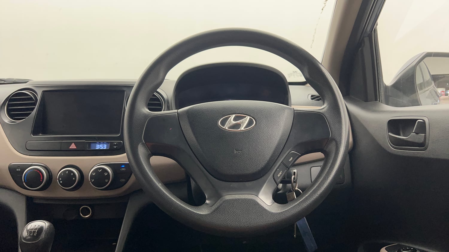 Used 2014 Hyundai Grand i10 Magna 1.2 Kappa VTVT Petrol Manual interior STEERING VIEW