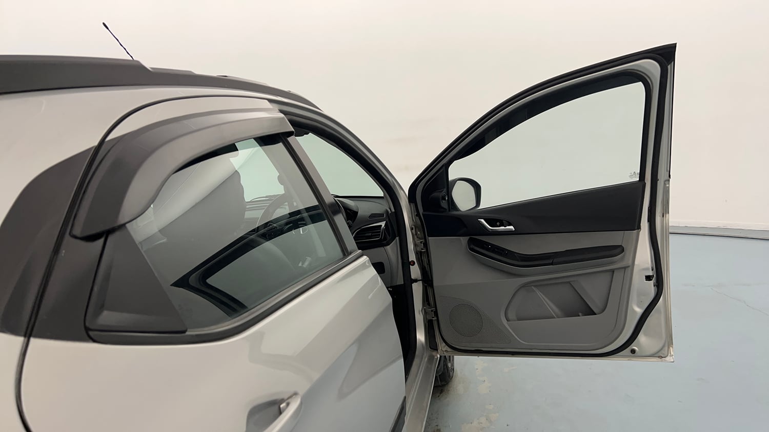 Used 2020 Tata Tiago XZA Plus Petrol Automatic interior RIGHT FRONT DOOR OPEN VIEW