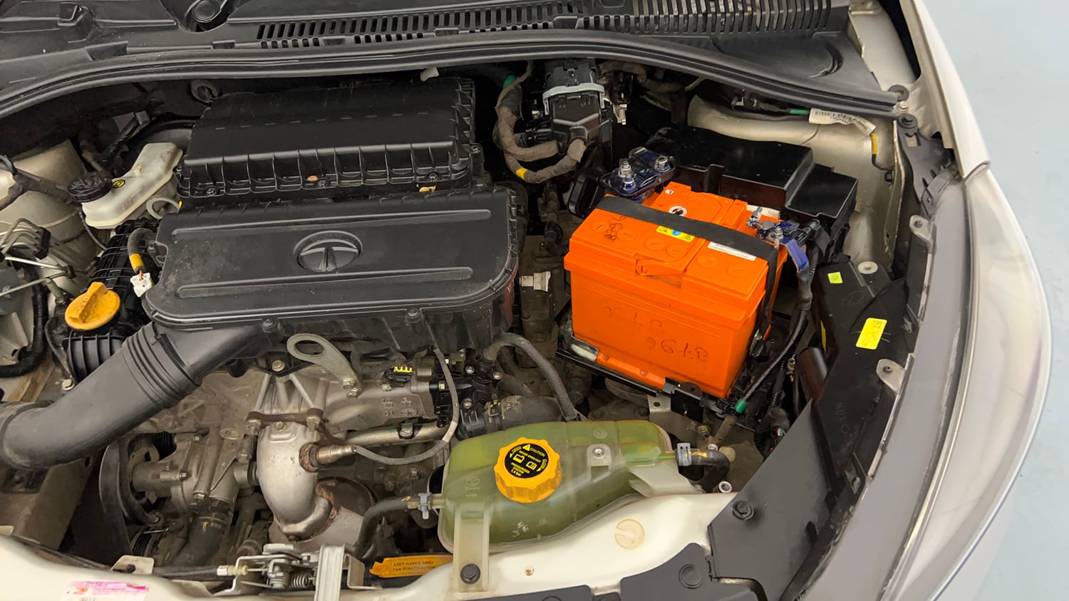 Used 2020 Tata Tiago XZA Plus Petrol Automatic engine ENGINE LEFT SIDE VIEW