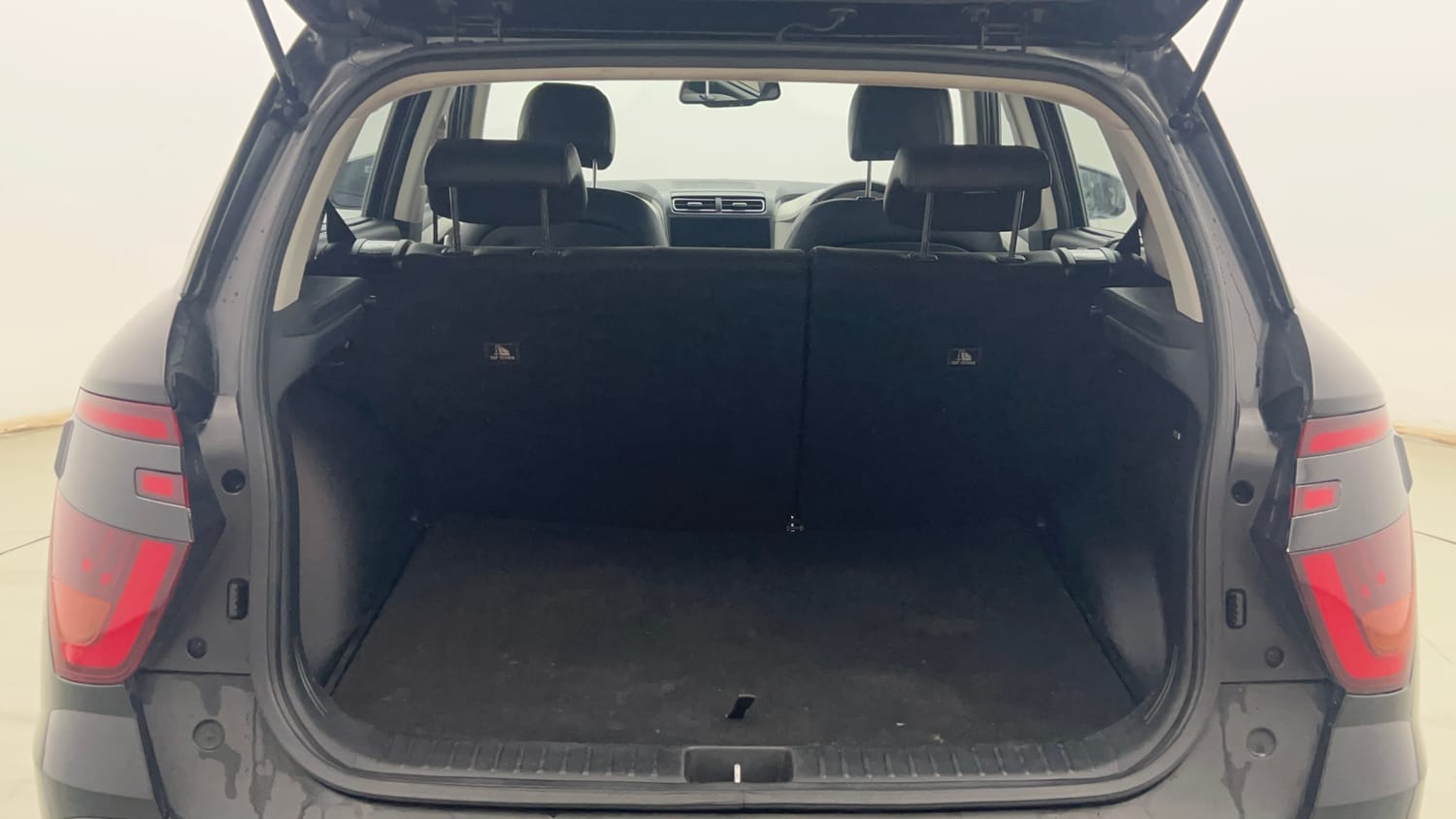 Used 2022 Hyundai Creta SX (O) 1.5 Diesel Automatic Diesel Automatic interior DICKY INSIDE VIEW