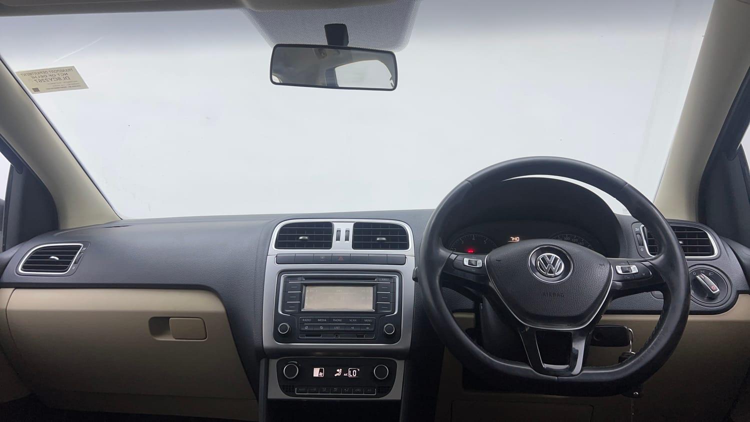 2014 Volkswagen Polo Highline1.2L (P)-12