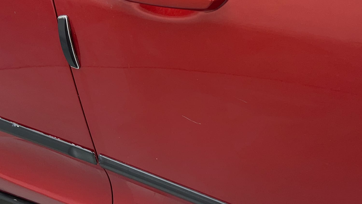 Used 2017 Mahindra KUV100 K4 Plus 6 STR Petrol Manual dents MINOR SCRATCH