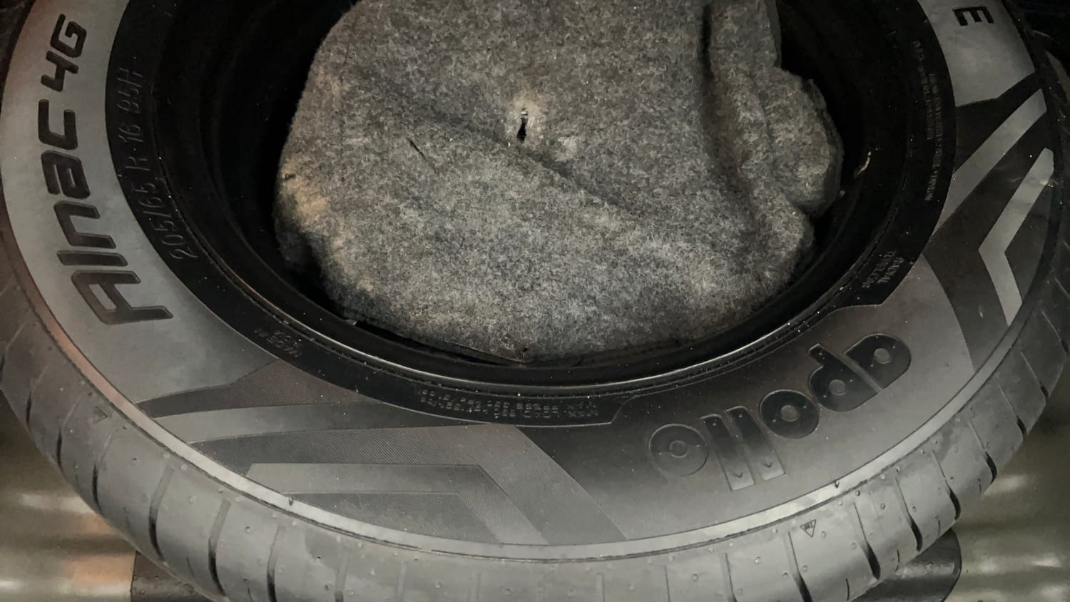 Used 2022 Hyundai Creta SX (O) 1.5 Diesel Automatic Diesel Automatic tyres SPARE TYRE VIEW