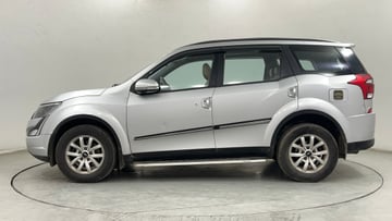 Used 2020 Mahindra XUV500 W9 Diesel Manual Image
