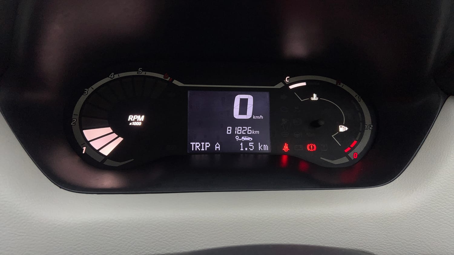 Used 2022 Nissan Magnite XV Executive Petrol Manual interior CLUSTERMETER VIEW