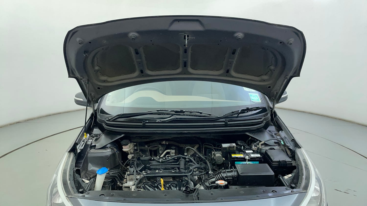 Used 2020 Hyundai Elite i20 Sportz Plus 1.2 Petrol Manual engine ENGINE & BONNET OPEN FRONT VIEW