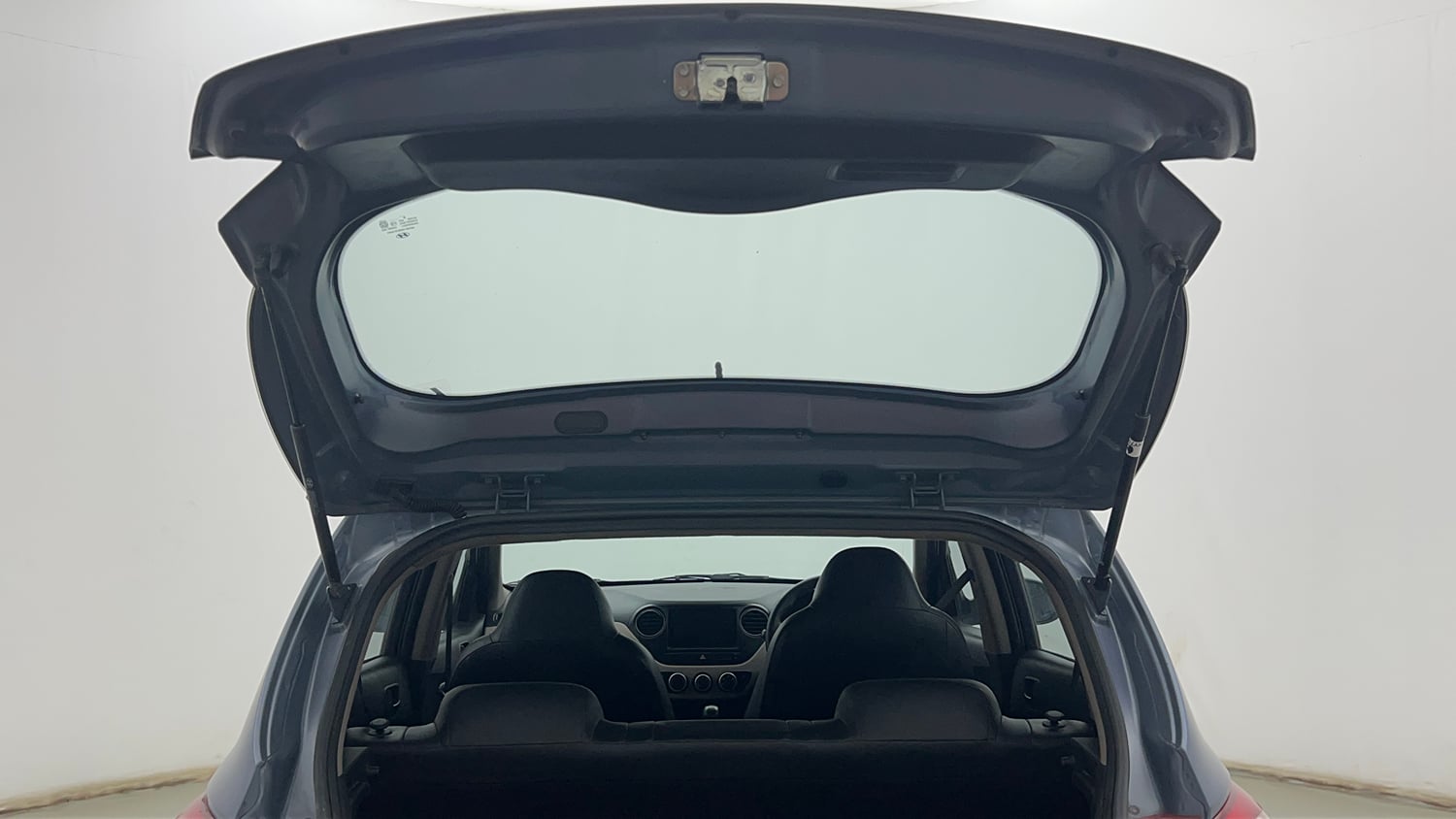 Used 2014 Hyundai Grand i10 Magna 1.2 Kappa VTVT Petrol Manual interior DICKY DOOR OPEN VIEW