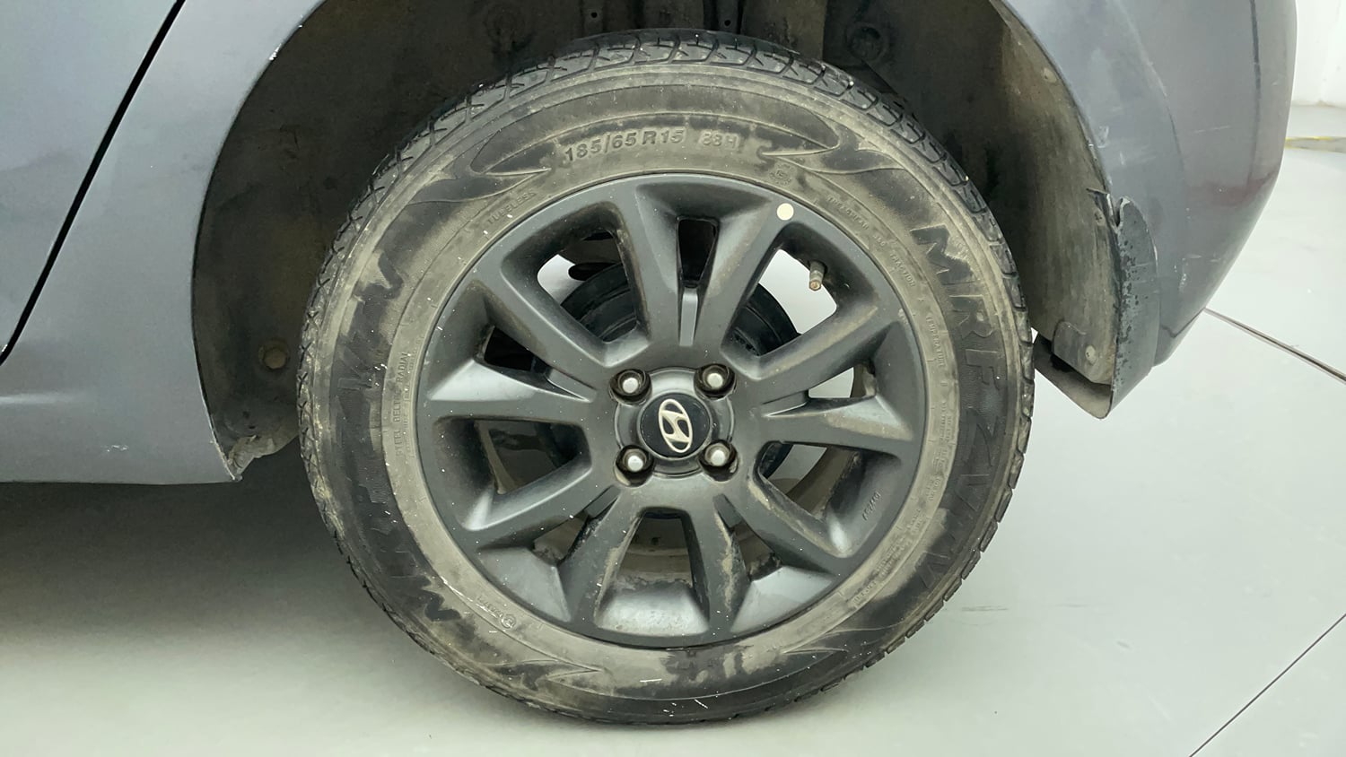 Used 2020 Hyundai Elite i20 Sportz Plus 1.2 Petrol Manual tyres LEFT REAR TYRE RIM VIEW