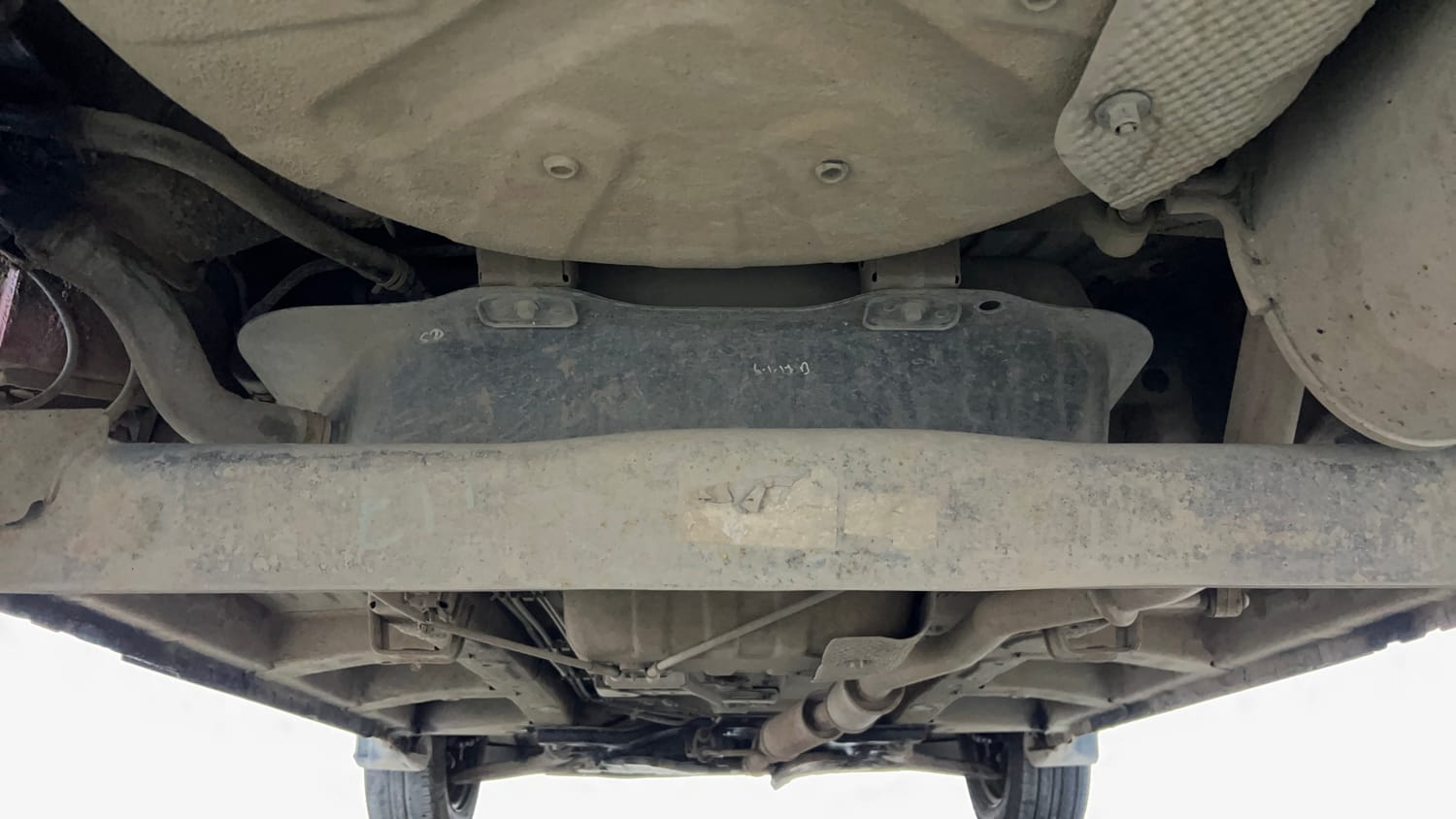 Used 2017 Mahindra KUV100 K4 Plus 6 STR Petrol Manual extra REAR UNDERBODY VIEW (TAKEN FROM REAR)