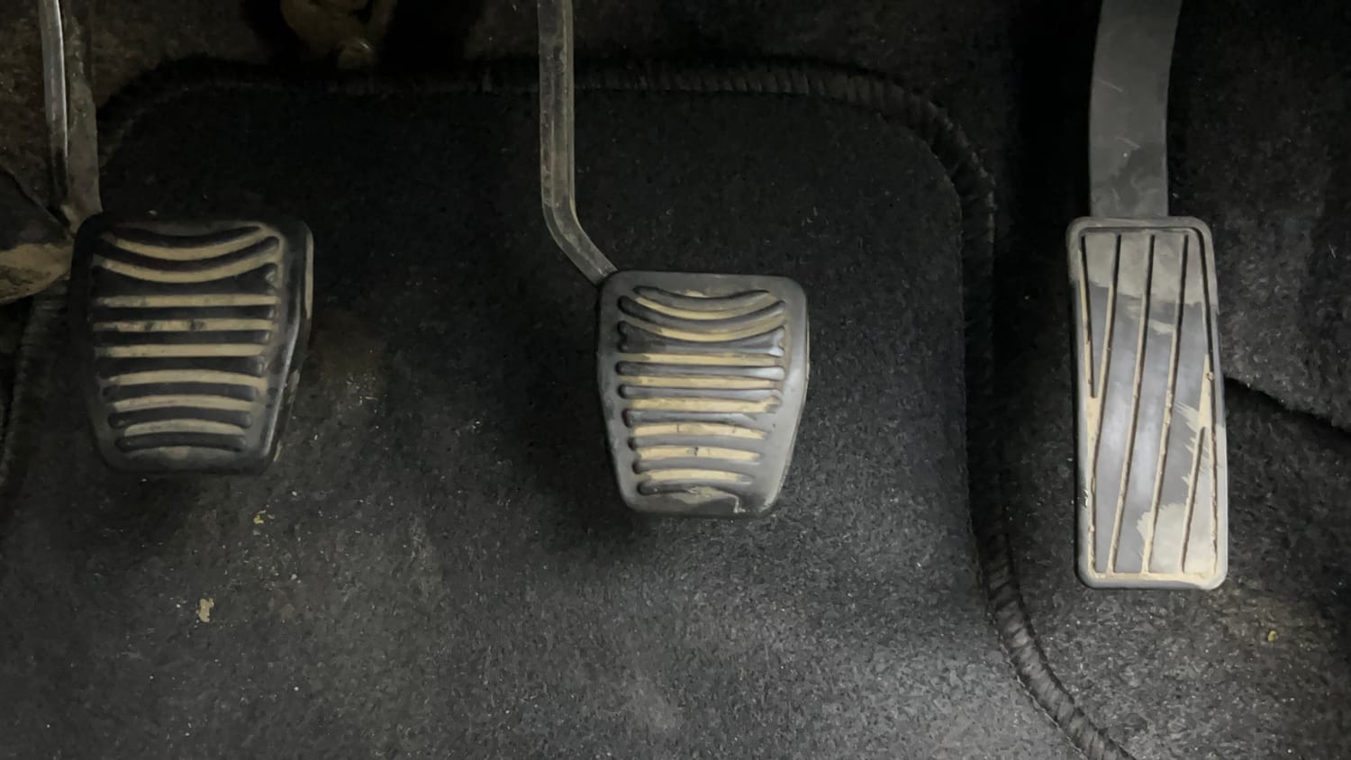Used 2017 Mahindra KUV100 K4 Plus 6 STR Petrol Manual interior PEDALS VIEW