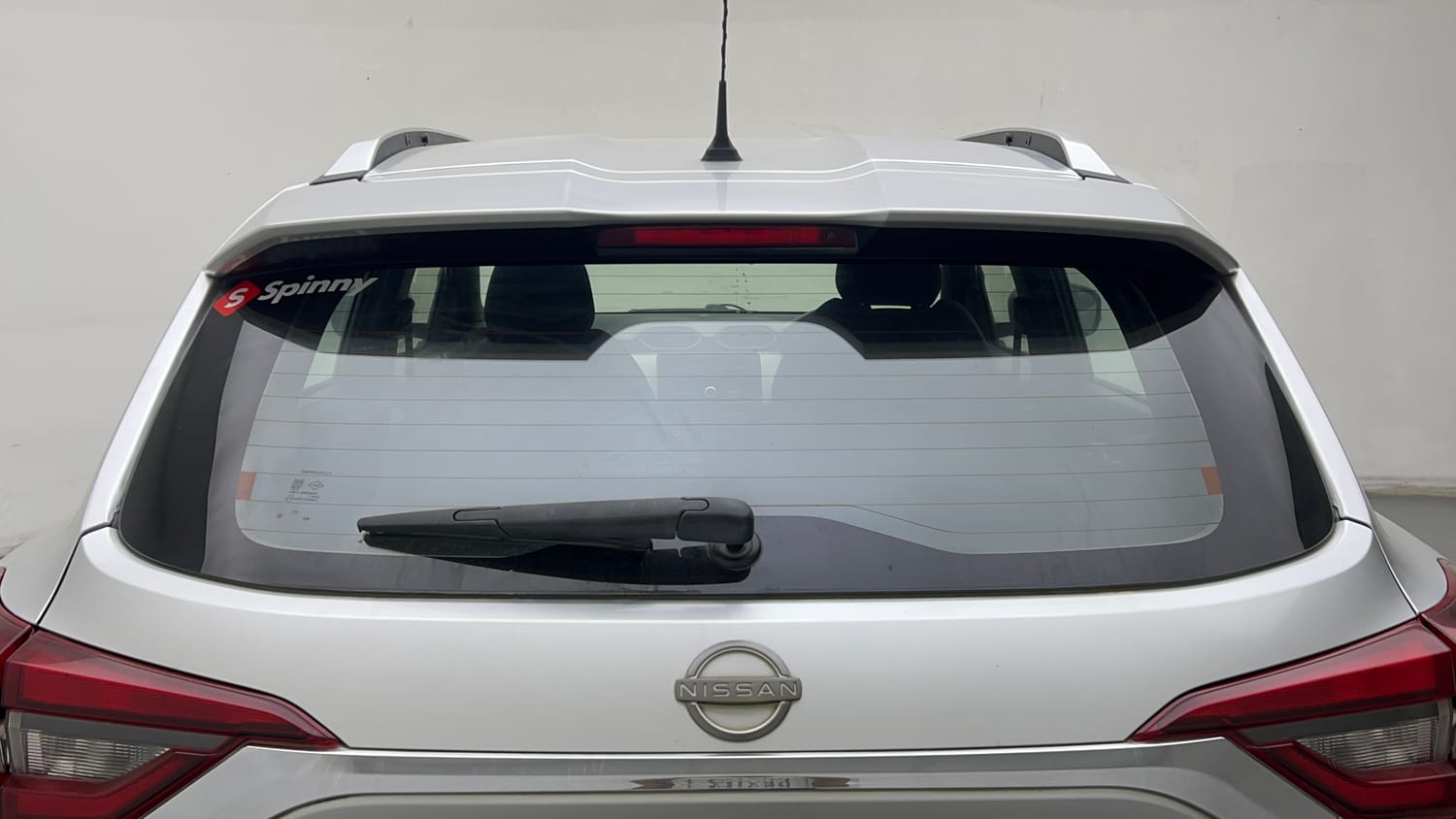 Used 2022 Nissan Magnite XV Executive Petrol Manual exterior BACK WINDSHIELD VIEW