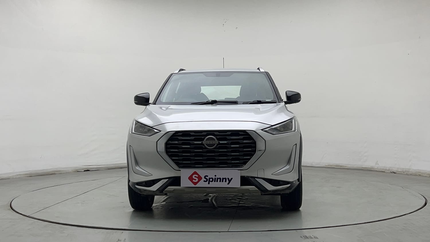 Used 2022 Nissan Magnite XV Executive Petrol Manual exterior FRONT VIEW
