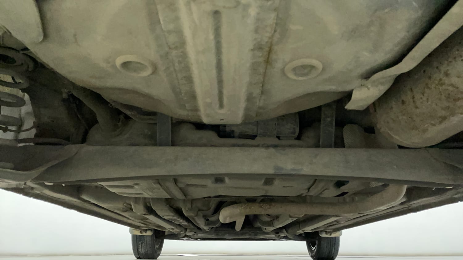 Used 2020 Hyundai Elite i20 Sportz Plus 1.2 Petrol Manual extra REAR UNDERBODY VIEW (TAKEN FROM REAR)