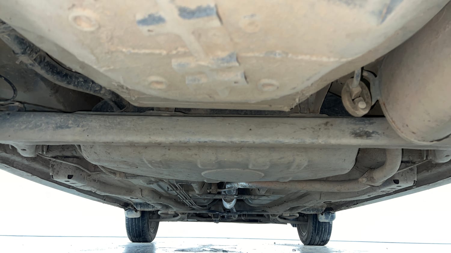 Used 2020 Tata Tiago XZA Plus Petrol Automatic extra REAR UNDERBODY VIEW (TAKEN FROM REAR)