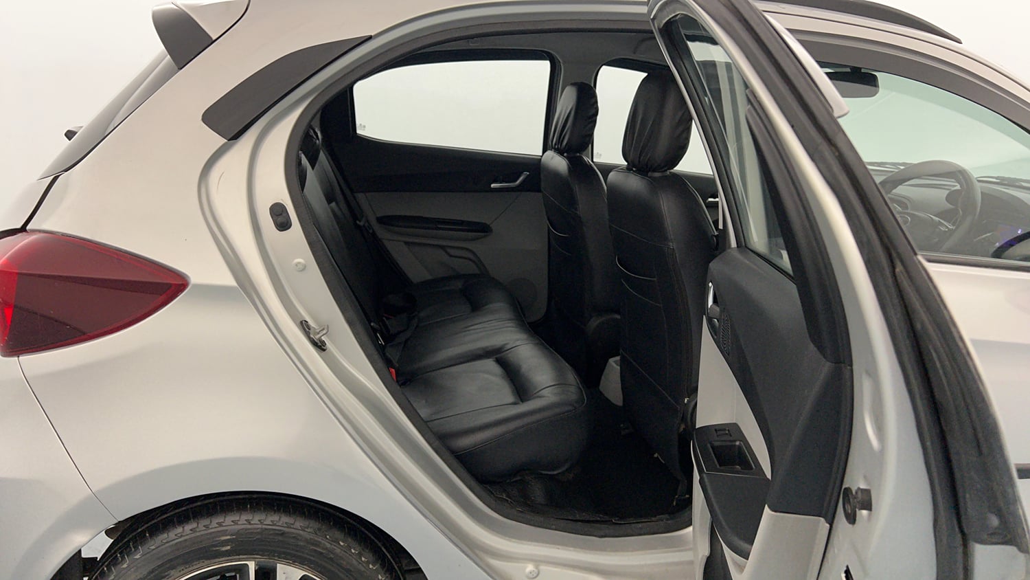 Used 2020 Tata Tiago XZA Plus Petrol Automatic interior RIGHT SIDE REAR DOOR CABIN VIEW