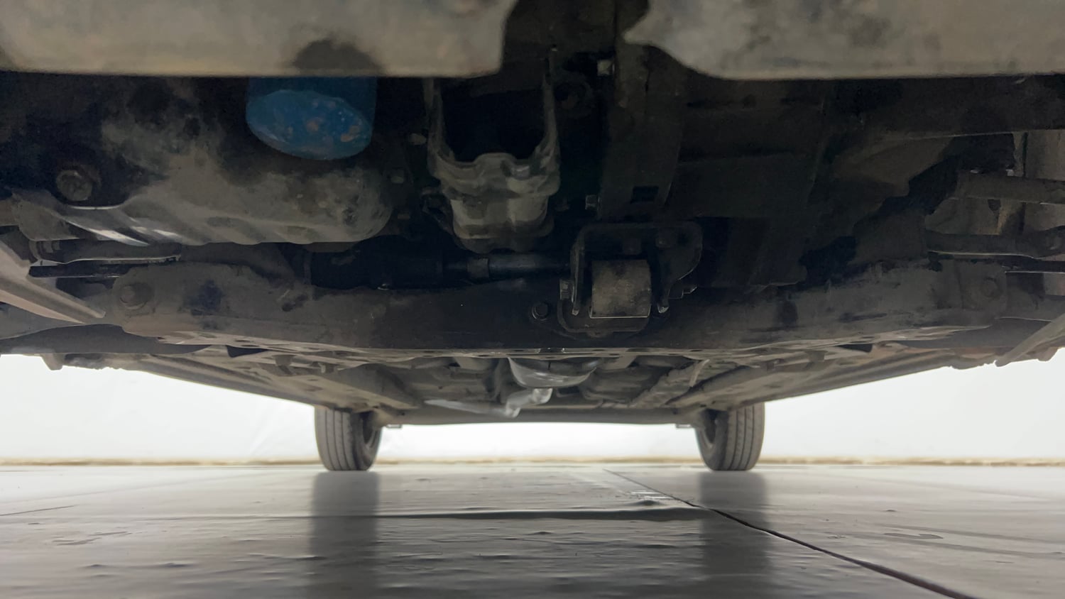 Used 2014 Hyundai Grand i10 Magna 1.2 Kappa VTVT Petrol Manual extra FRONT LEFT UNDERBODY VIEW