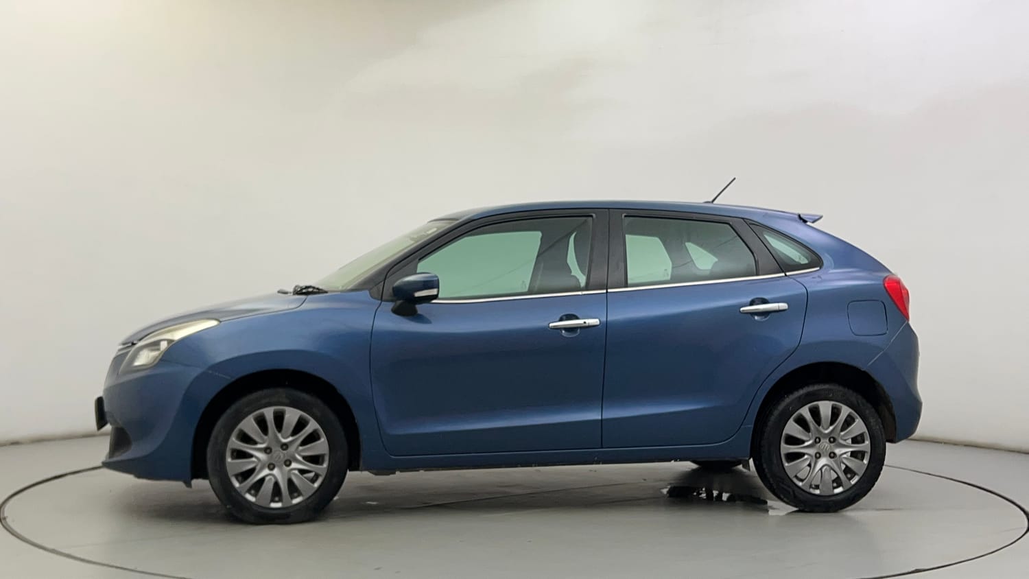 Used 2018 Maruti Suzuki Baleno Alpha 1.2 AT Petrol Automatic exterior LEFT SIDE VIEW