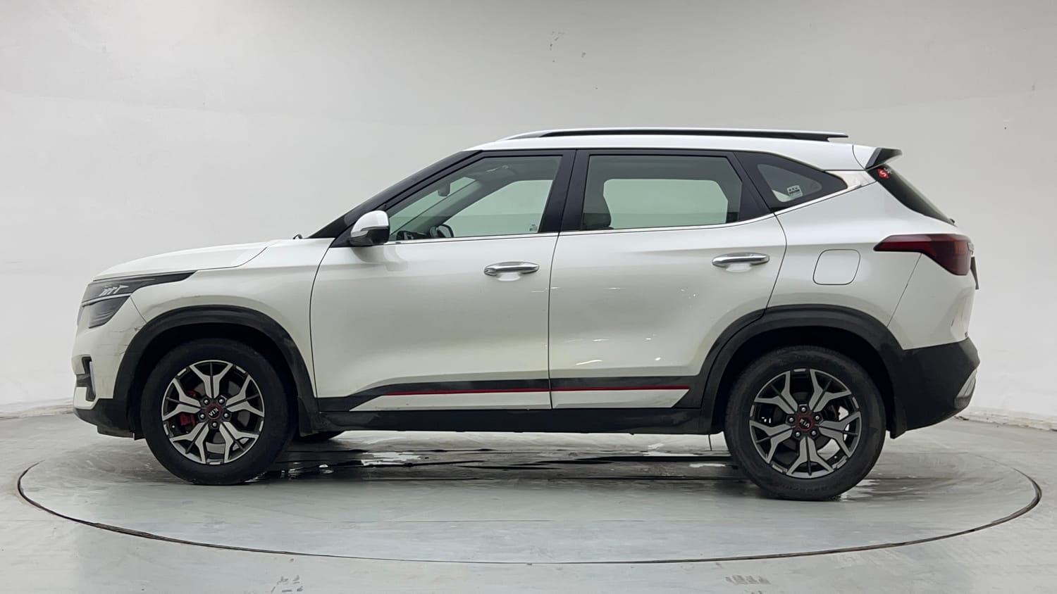 Used 2019 kia Seltos GTX Plus DCT 1.4 Petrol Automatic exterior LEFT SIDE VIEW