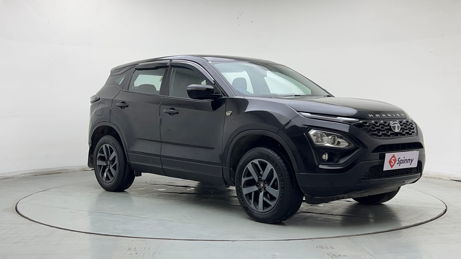 2022 Tata Harrier XZA Plus Dark Edition-6