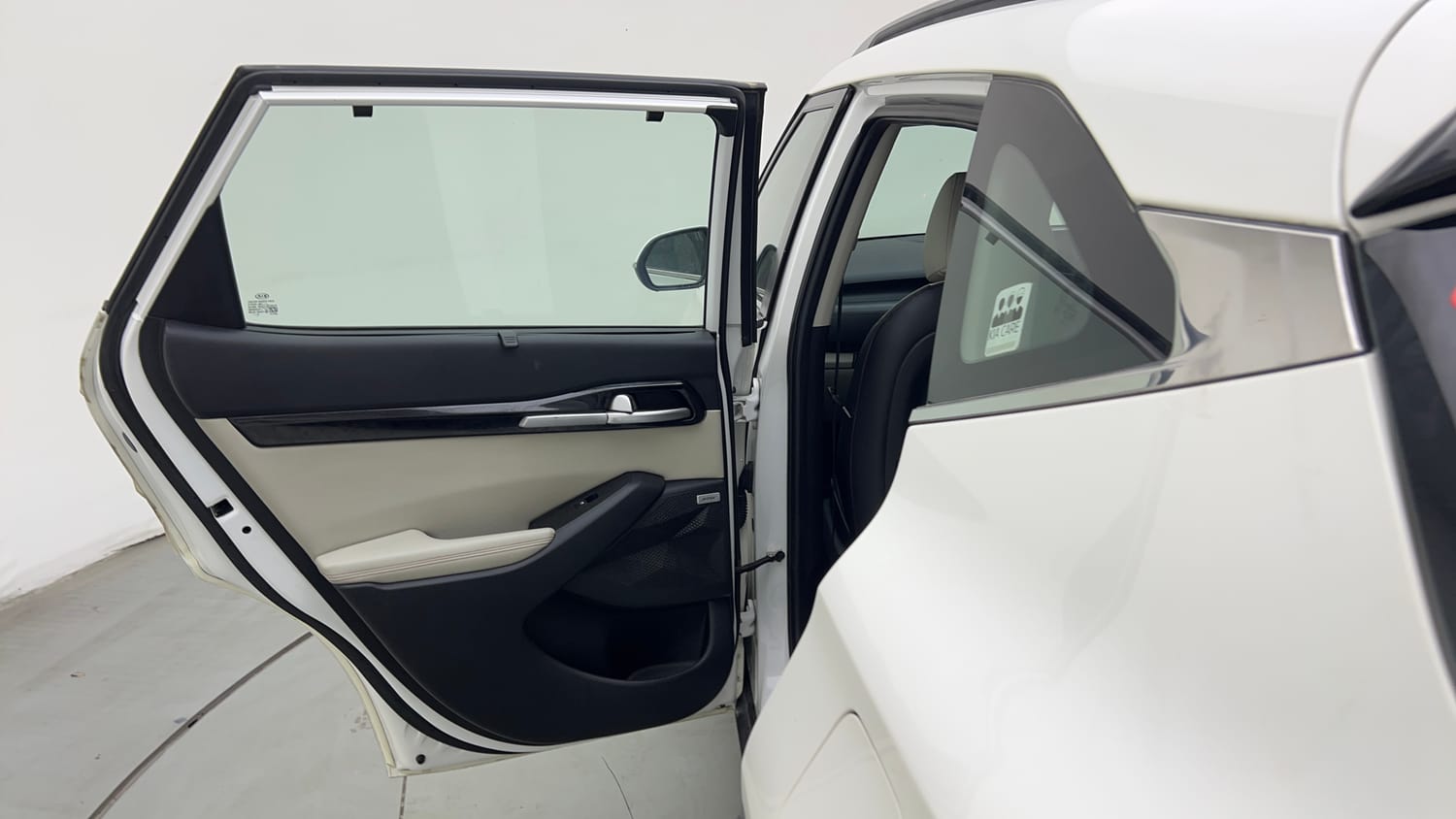 Used 2019 kia Seltos GTX Plus DCT 1.4 Petrol Automatic interior LEFT REAR DOOR OPEN VIEW